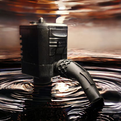 Aquakallax Strömungsaufsatz Lightning mit nach unten gerichtetem Auslauf an einer Aquael PAT Mini Pumpe auf Wasserhintergrund
